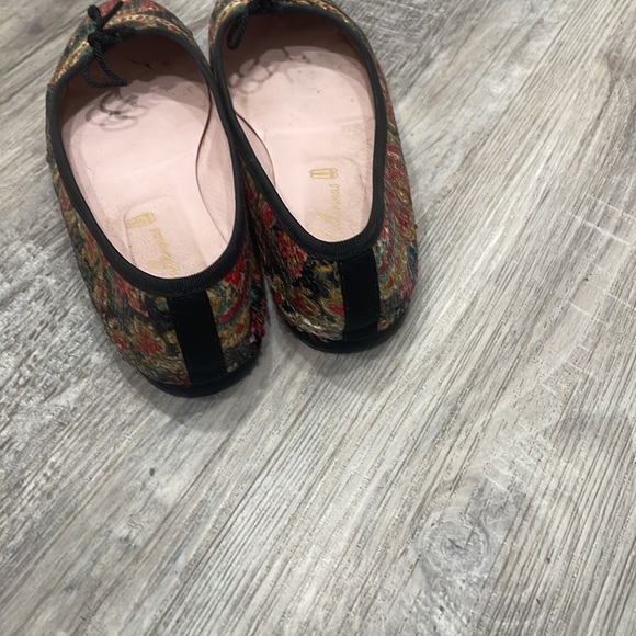 Flats - Picture 4 of 5